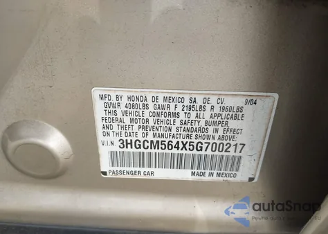 2005 Honda Accord 2.4 Lx z USA, uszkodzony, nr VIN 3HGCM564X5G700217